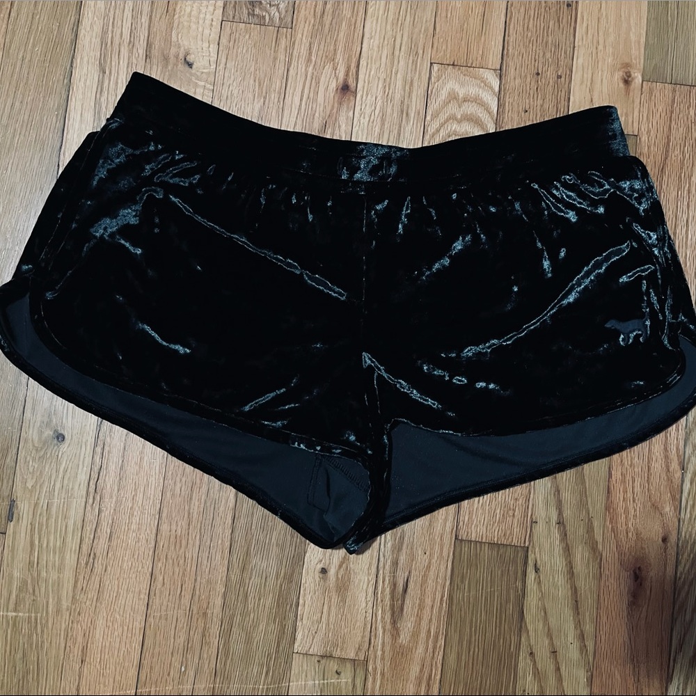 BLACK VELVET SHORTS
